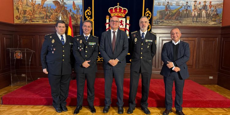 Jesús María García Muñoz asume el mando de la Policía Nacional en la provincia de Santa Cruz de Tenerife