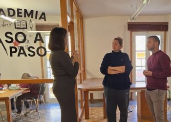 Las familias de El Paso cuentan con un nuevo centro de refuerzo escolar: la Academia Paso a Paso abre para todos los niveles educativos
