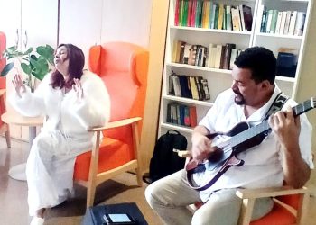 Las Bibliotecas Municipales de Santa Cruz de La Palma llevan el Carnaval y la música cubana al Hospital General