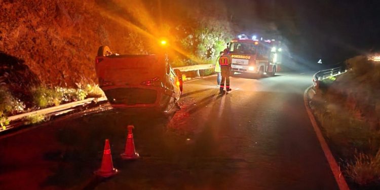 Los Bomberos intervienen en rescates, accidentes y servicios sociales durante Los Indianos.