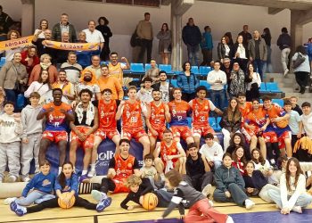 ¡Carnaval de canastas! El CB Aridane reina en el derbi ante un Felipe Antón que nunca dejó de creer