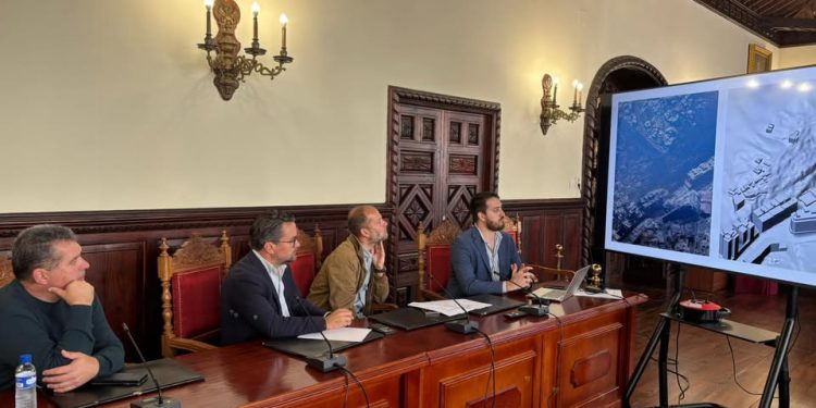 El ascensor de Calcinas entra en su fase final: Santa Cruz de La Palma proyecta la conexión peatonal con la Avenida El Puente