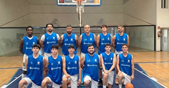 Luces y sombras en una intensa jornada de baloncesto para los equipos palmeros
