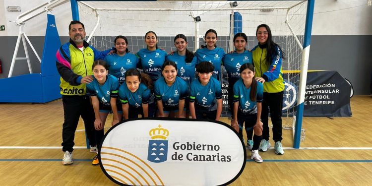 Gesta de las jugadoras palmeras: La Palma tumba a Tenerife y luchará por el título de Canarias de fútbol sala el 28 de febrero