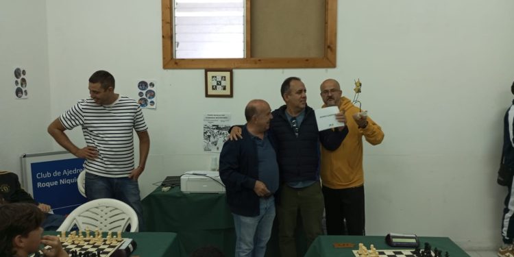 El maestro fide Hector Luis Gil Alba se impone en la séptima edición del Memorial Eduardo Brito en Villa de Mazo.