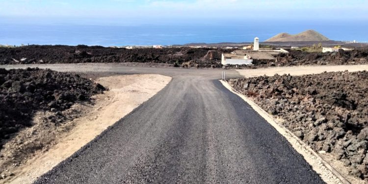 Tierra Bonita reclama transparencia en el convenio de reconstrucción tras la visita del ministro Ángel Víctor Torres a La Palma