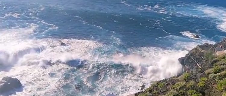 ¡Mucha precaución! Rachas de 70 km/h y olas de hasta 4 metros ponen en aviso a las costas y zonas altas de La Palma este fin de semana