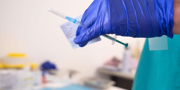 Sanidad insta a la población de La Palma a revisar su vacuna contra el sarampión tras la alerta de la OMS por el repunte de casos