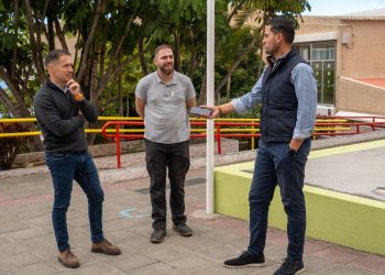 Más seguridad en las aulas de Tijarafe: renovarán la obsoleta red eléctrica del colegio tras las demandas de los padres y el Ayuntamiento.
