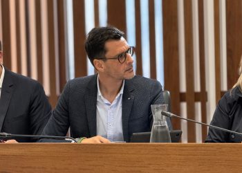 Toni Santana reclama la rehabilitación de la Ciudad Deportiva Miraflores ante el abandono de las instalaciones