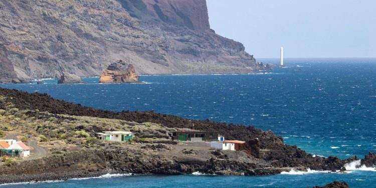 El Gobierno de Canarias suma el riesgo de inundaciones y tormentas a las alertas por viento, lluvia y oleaje