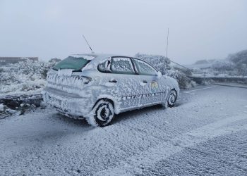 El Roque de los Muchachos se tiñe de blanco: temperaturas de hasta -1,2 °C dejan la primera nevada de marzo