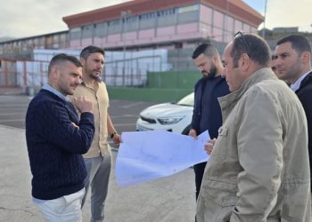 Los vecinos de El Paso tendrán piscina cubierta y spa: arrancan las obras de 4,5 millones en el Complejo Deportivo.