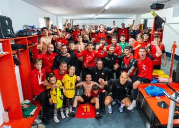 El Atlético Paso mantiene el liderato tras empatar con el San Fernando y el CD Mensajero recorta distancias con el playoff