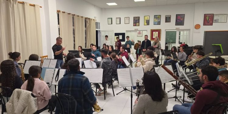 El aula municipal de música de el paso debuta en el XVIII encuentro de bandas de Tenerife