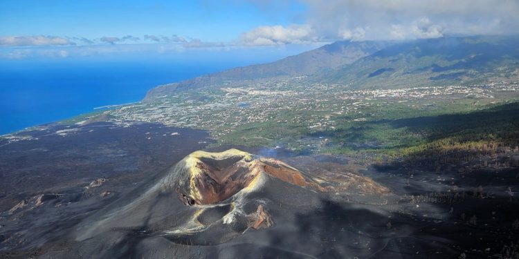Tierra Bonita denuncia que el Gobierno ocultó las actas científicas que pudieron evitar el shock de los vecinos de La Palma