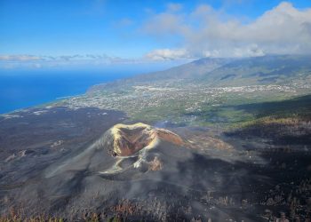 Gobierno de Canarias abre a información pública el anteproyecto para incluir el volcán Tajogaite y sus coladas en el Parque Natural de Cumbre Vieja