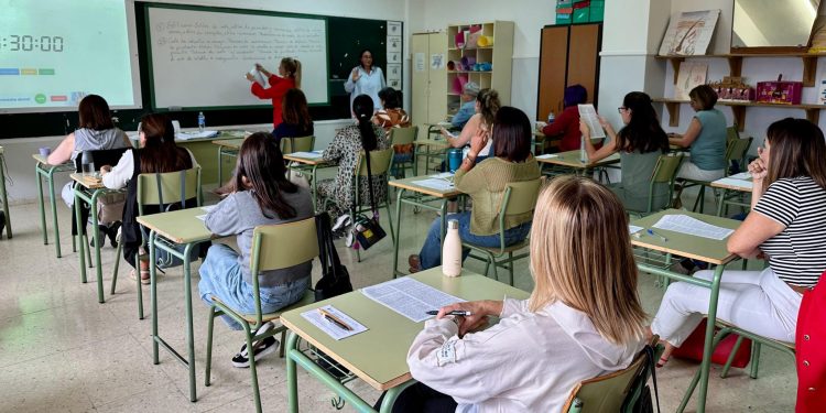 Educación retoma la actividad lectiva presencial este lunes tras el paso de la borrasca Therese