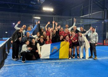 Villa de Mazo celebra el histórico título nacional del CD Pádel Mazo-Salemera en la Liga Bullpadel