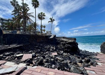 El retraso del estado en puerto naos pone en riesgo la seguridad del litoral y la estructura del hotel meliá