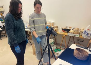Investigadoras desvelan los secretos de la cestería y cordelería benahoarita en el museo arqueológico de los llanos