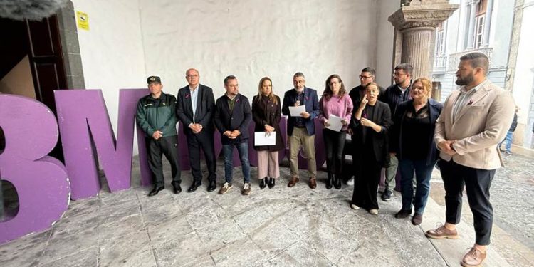 La Delegación del Gobierno conmemora el 8M con una lectura institucional en Santa Cruz de La Palma