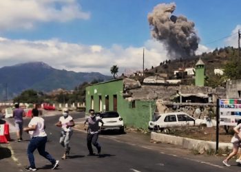 La seguridad volcánica en Tenerife bajo la sombra de la gestión en La Palma: afectados exigen transparencia antes de nuevas formaciones