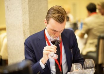 El blanco Vega Norte Albillo criollo de La Palma triunfa con una medalla de oro en el certamen internacional Bacchus 2026