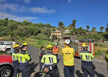 Federico Grillo forma a los bomberos de La Palma en la protección de viviendas frente a grandes incendios forestales