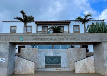 Garafía busca centrar el debate político en los barrios para superar la parálisis de asuntos heredados