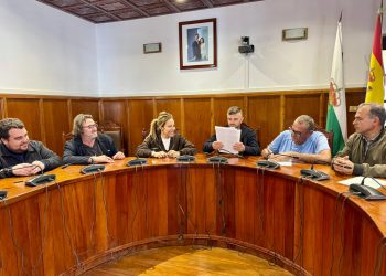 El Cabildo y El Paso firman el inicio de las obras del futuro Centro Residencial de Mayores