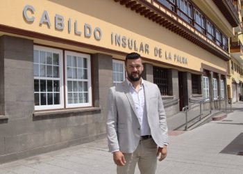 El Cabildo invierte 600.000 euros en rehabilitar el asfalto en el centro de Los Llanos y el acceso a Argual