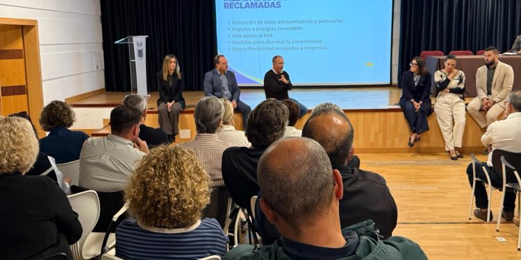 Más dinero en el bolsillo cada mes: La Palma planta cara al Estado para que el alivio del IRPF llegue directo a la nómina