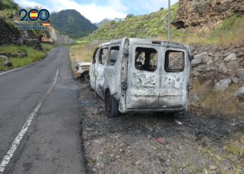 Confirmada la detención del autor del incendio de dos vehículos en Santa Cruz de La Palma