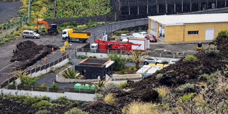 La Asociación Agua para La Palma denuncia que la apuesta por las desaladoras resta soberanía a la isla y encarecerá el recibo