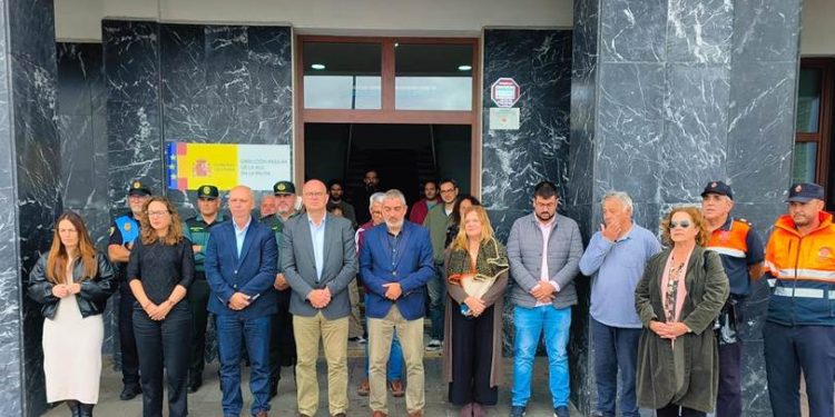 La Delegación del Gobierno en La Palma guarda un minuto de silencio por la última víctima de violencia de género