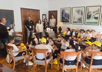 El Cabildo de La Palma abre sus puertas a los escolares de la isla para fomentar el conocimiento de la institución