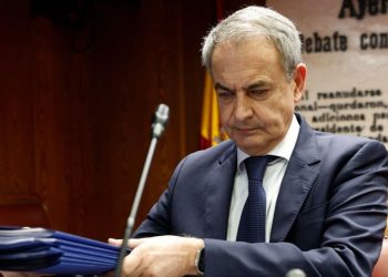 La imputación de Zapatero agrava el cerco judicial al Gobierno