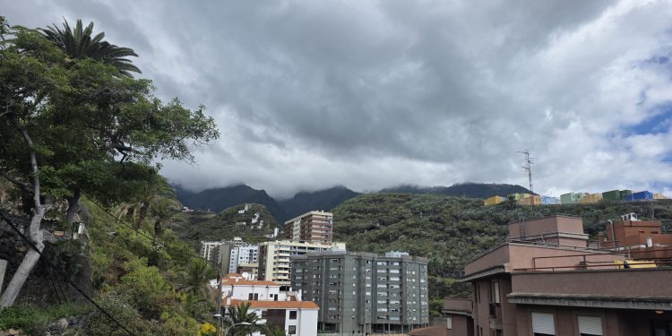 El tiempo en La Palma · viernes 15 de mayo: lluvias en el norte y el este y un acusado descenso térmico