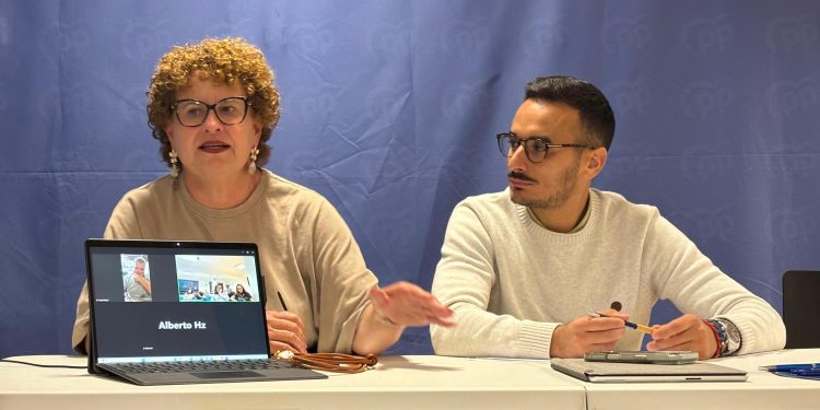 Jesús Pérez preside el primer comité local del PP de Santa Cruz de La Palma y agradece la «enorme implicación» de Bernardo López