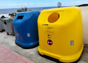 El Cabildo refuerza la recogida selectiva en la costa palmera con nuevos contenedores amarillos y azules en El Remo, La Fajana, Los Cancajos, La Bombilla, Charco Verde y La Salemera