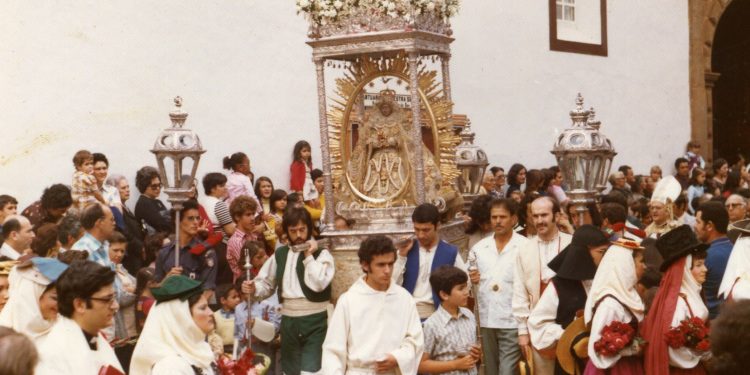 La Fiesta de las Madres (I): el nacimiento de una tradición y el misterio de la Virgen de las Nieves