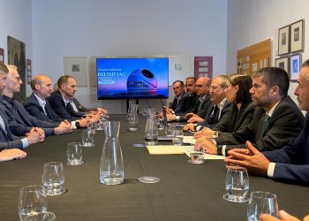 La Palma sella su apoyo unánime al TMT ante el Banco Europeo de Inversiones: «El telescopio cuenta con el respaldo firme y sin fisuras de todas las instituciones»