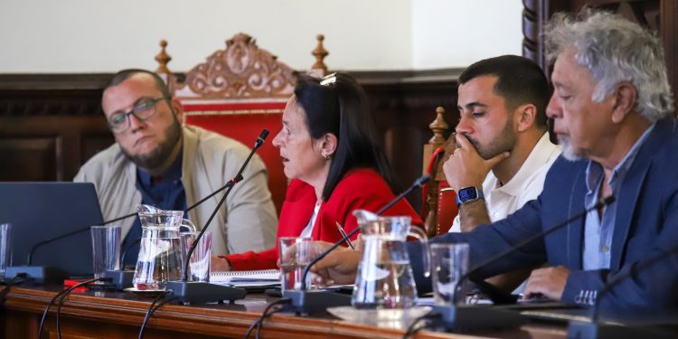 El PSOE se queda solo en el Pleno de Santa Cruz de La Palma en la defensa de declarar el municipio zona tensionada de vivienda