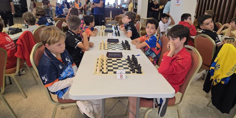 Más de veinte ajedrecistas palmeros pelean en El Tope el Campeonato de Canarias sub-12 y sub-14 con la plaza para España en juego
