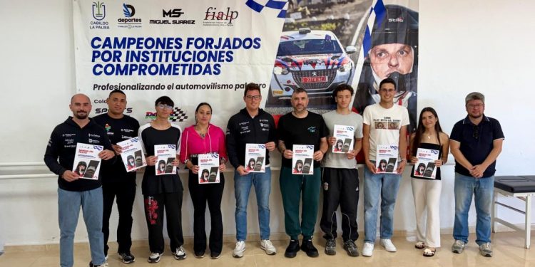 La FIALP cierra sus jornadas formativas con un curso de pilotos en Miraflores impartido por el campeón regional Miguel Suárez