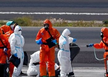 Aterrizan en Torrejón los 14 españoles del crucero Hondius tras la primera evacuación del barco del hantavirus