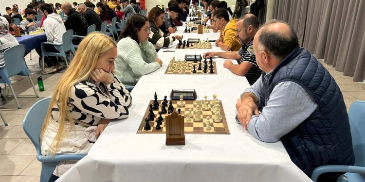 El Roque Niquiomo refuerza su campaña por la igualdad en el ajedrez de cara al Canarias Blitz de Villa de Mazo
