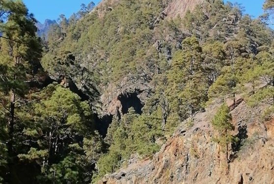 Leyendas de La Palma · I · El Roque Idafe y el Volcán
