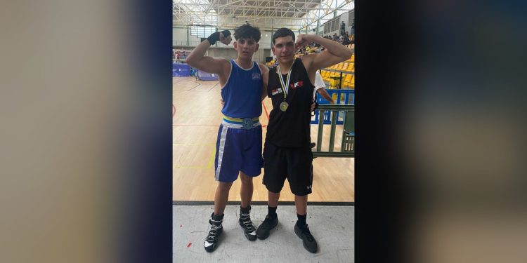 Un oro y una plata para el VKR en los Campeonatos de Canarias de boxeo joven
